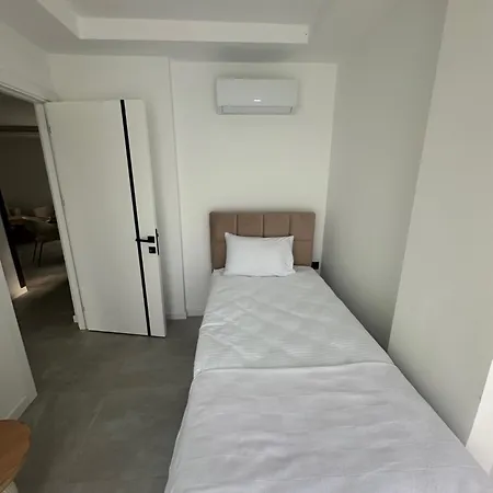 Charmante, Moderne 10 Minuten Fussweg Zum Strand! Apartamento Side