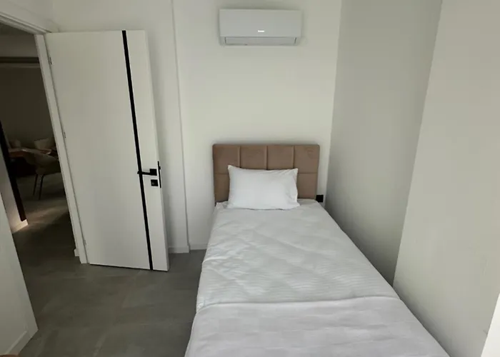 Charmante, Moderne 10 Minuten Fussweg Zum Strand! Apartament Side